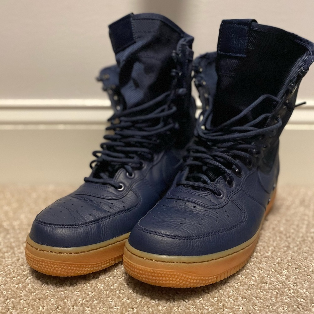 Nike AF1 SF